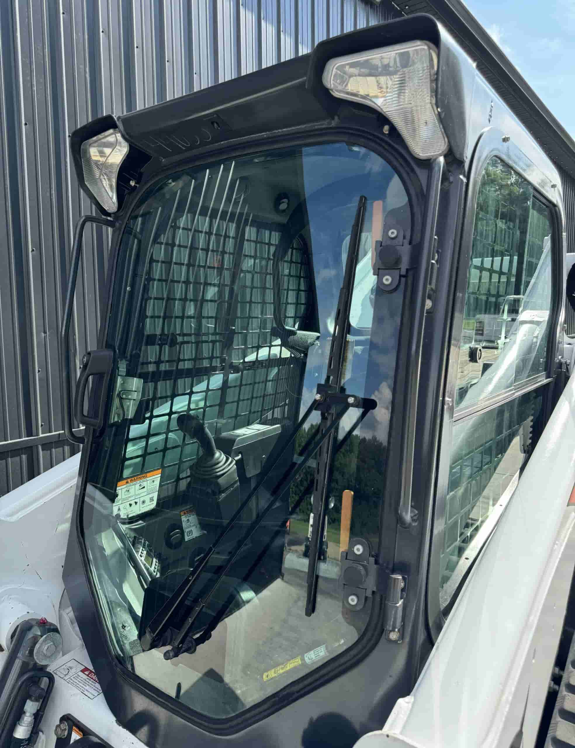 2019 BOBCAT T740 HIGH FLOW
